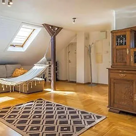 Daire Old Romantic Loft