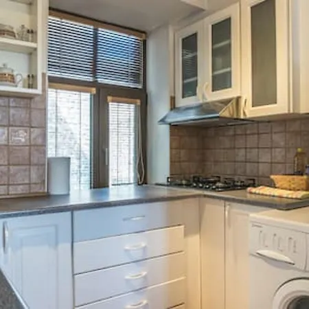 Old Romantic Loft * Riga