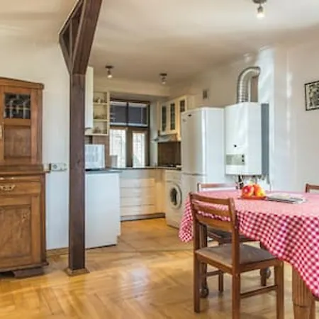 아파트 Old Romantic Loft *