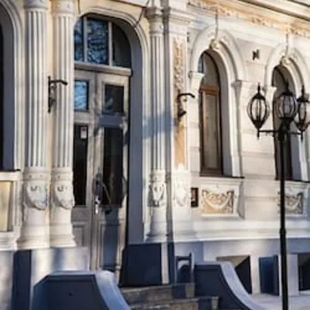 Old Romantic Loft 아파트 *