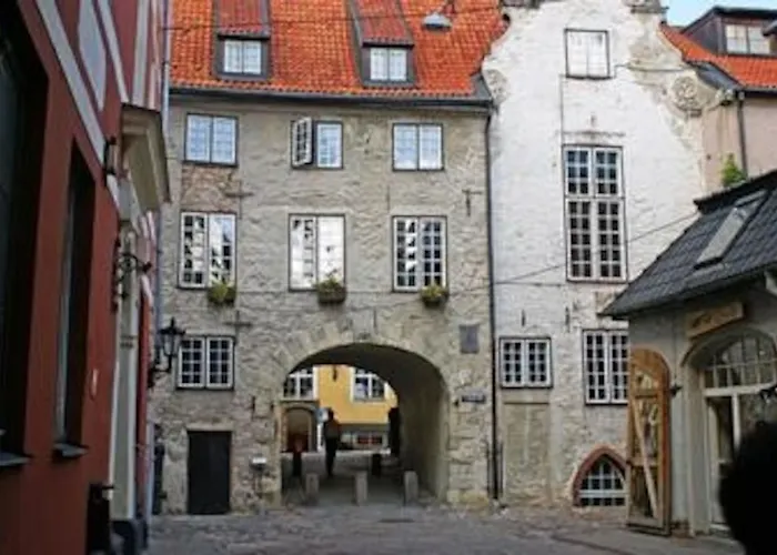 Old Romantic Loft Апартаменты